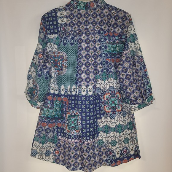 Chico's No-Iron Cotton-Blend Tilework Pocket Tunic Size 2 is Large - Picture 3 of 7